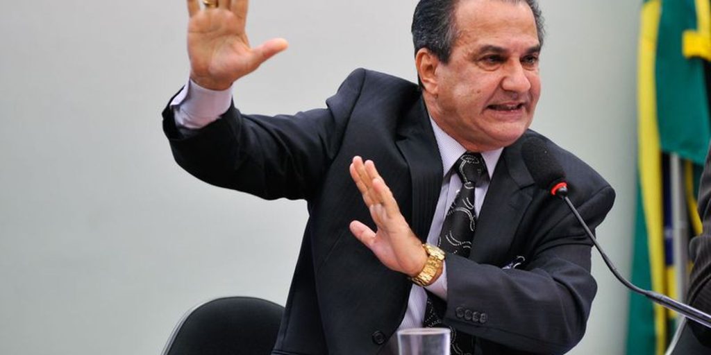 “I am a religious leader, I am not a bandit,” says Malafaia