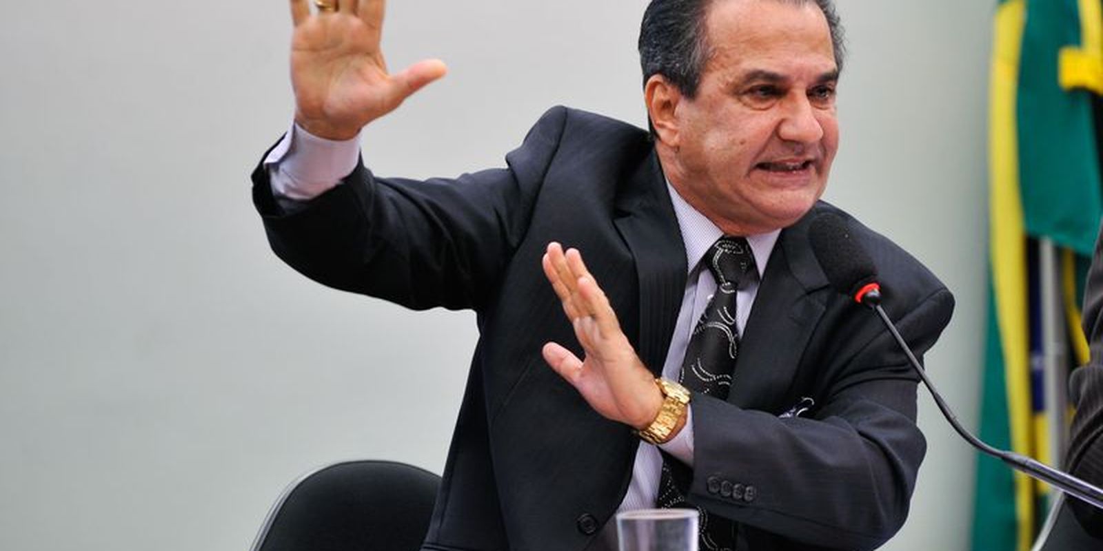 “I am a religious leader, I am not a bandit,” says Malafaia