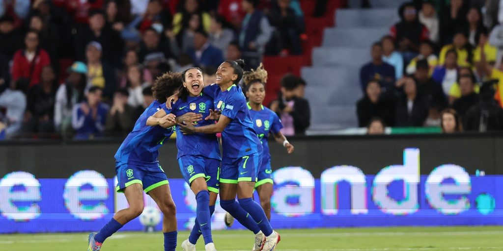 In the exciting end, Brazil hits Colombia and is champion of the Copa America