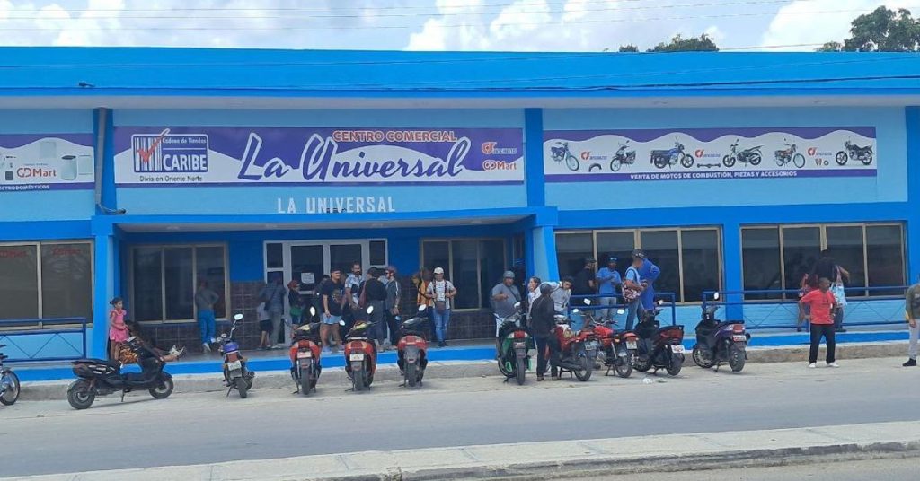 In the new state store in Holguín, the cheapest motorcycle costs $ 2,130