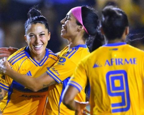 Jenni Hermoso goes out and paints a work of art