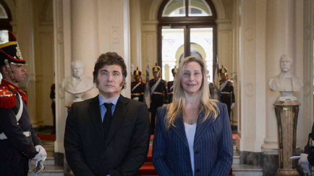 Karina Milei and Absolute Domain in the closure of lists of freedom progresses