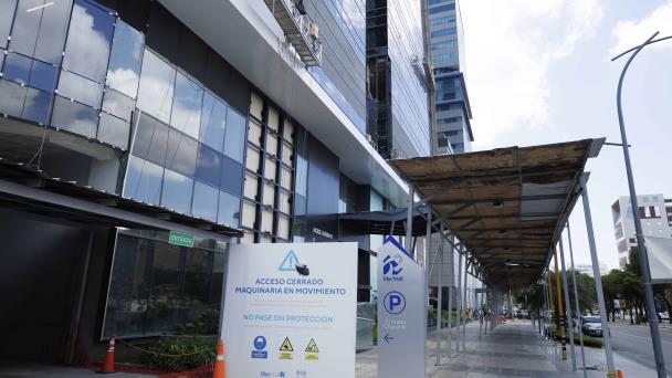 Lack of protection of pedestrians in construction works