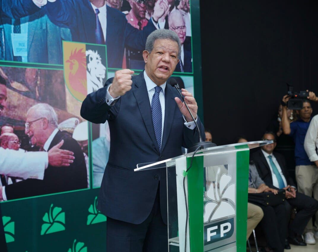 Leonel le entra al PRM como la conga: “Gastaron en política el dinero, no en desarrollo del País”