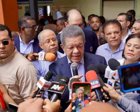 Leonel destaca movilización sin igual en elecciones internas de Fuerza del Pueblo