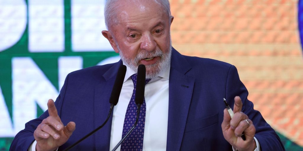 Lula charges law regulation on solidarity economy