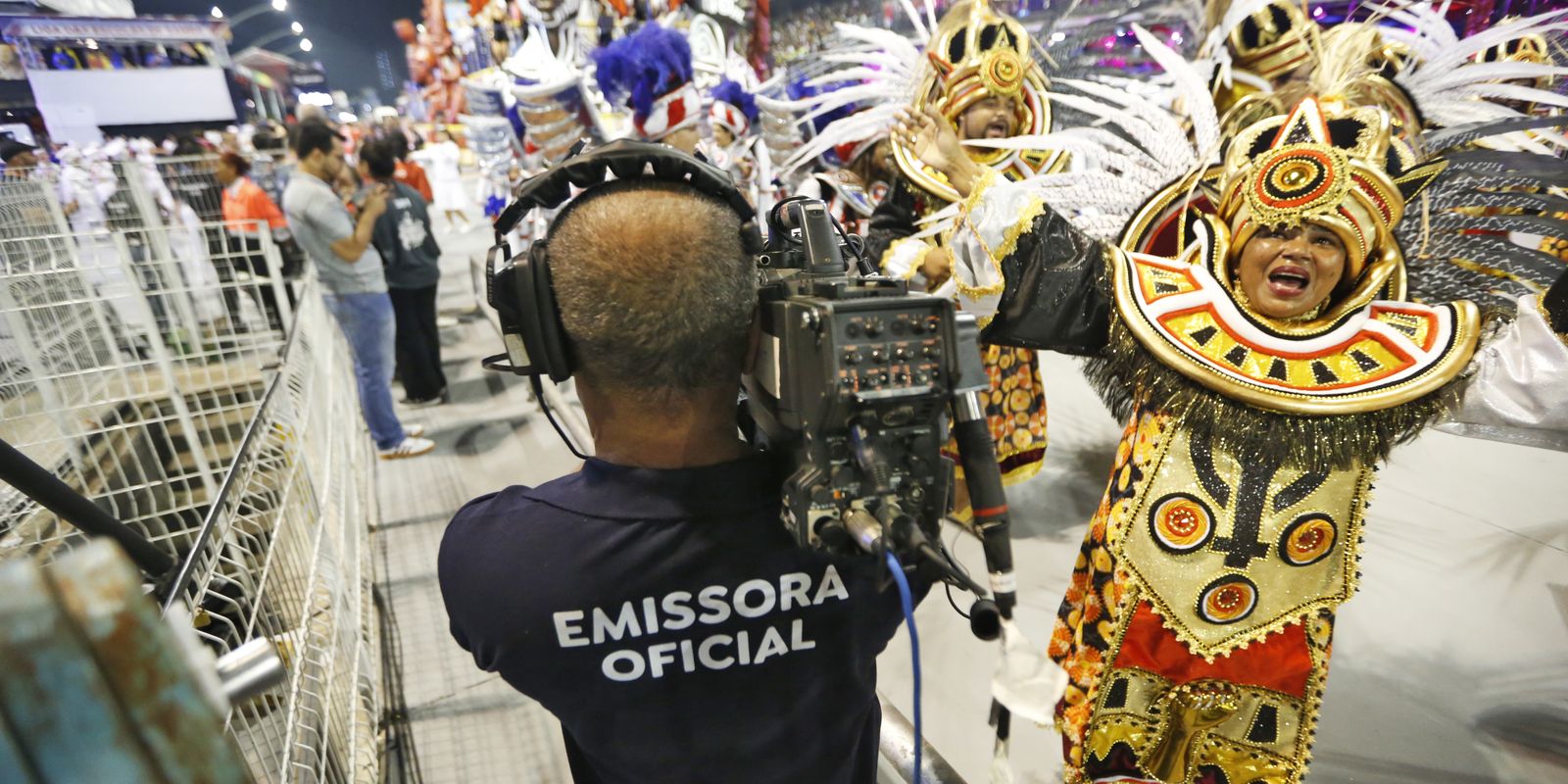 Lula sanctions laws of valorization of carnival carioca and axé-music