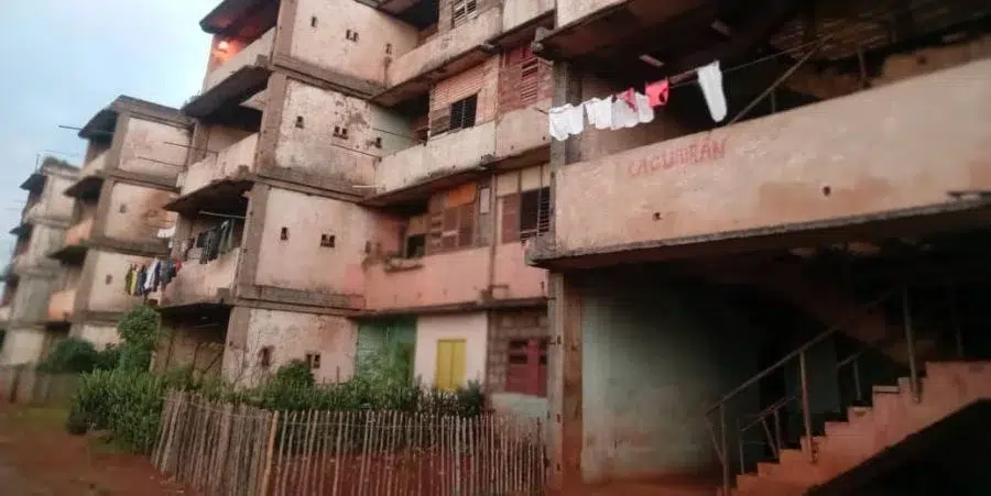 Edificio No. 3, en la calle J de Punta Gorda (municipio Moa)