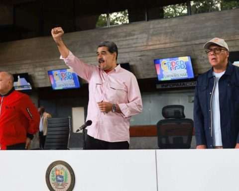 Maduro: The Empire tries to pierce the popular union