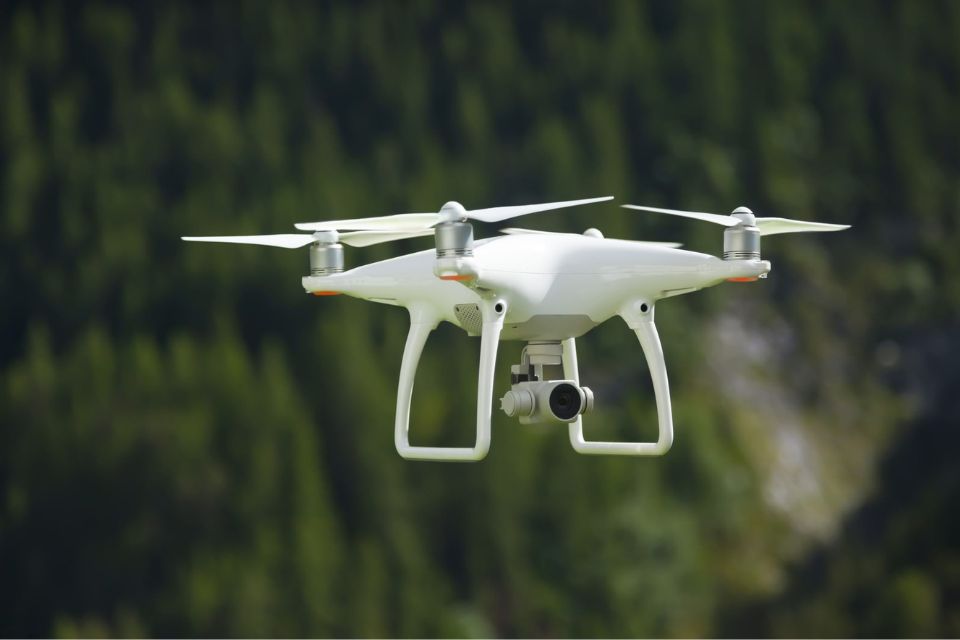 Maduro administration prohibits drone flight for a period of 30 days