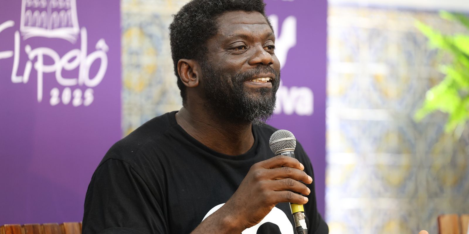 Marfinense writer compares Gaza with colonial violence