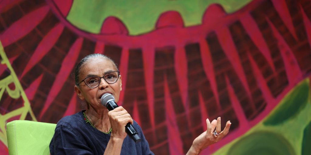 Marina Silva Hits Main Stages of the Paraty Literary Party