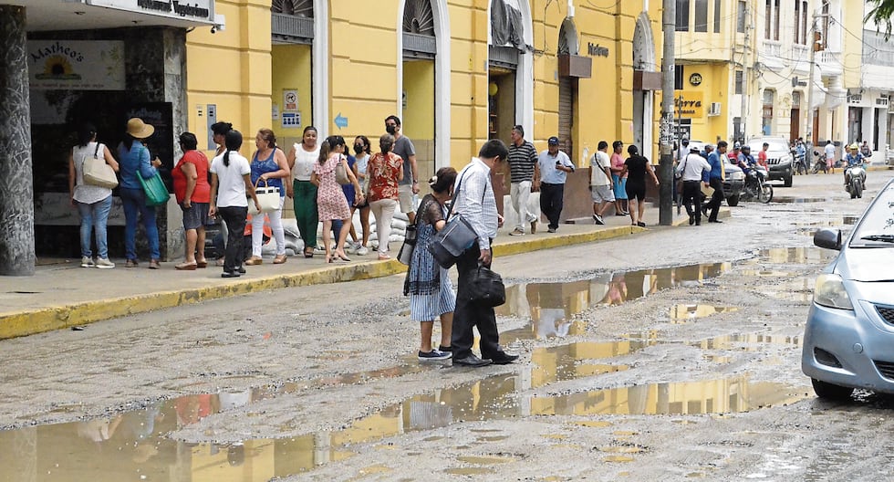 Mateo Gómez, from the Piura Chamber of Commerce: "The city has retreated several decades"