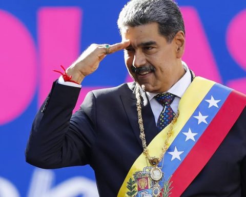 Mazazo: Nicolás Maduro is undeniable to the pressures of the gringos