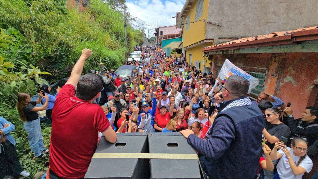 Merideños mobilized in support of President Maduro