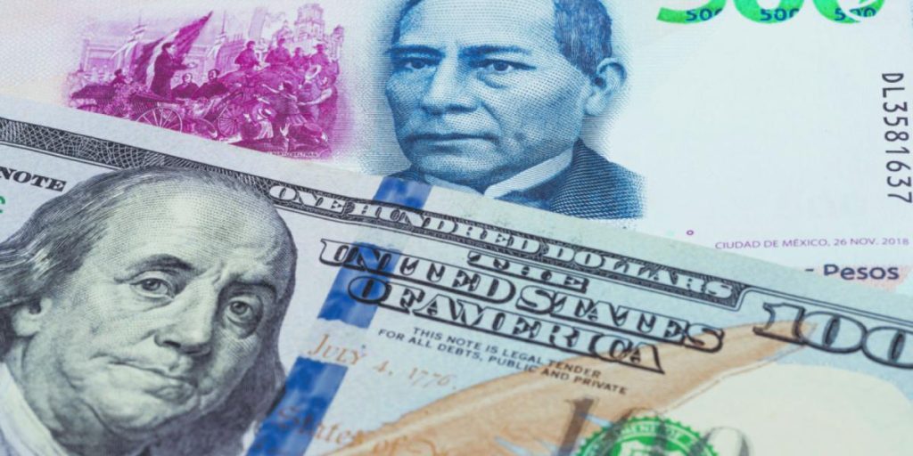 Mexican peso depreciates against the dollar waiting for Powell's speech and key data
