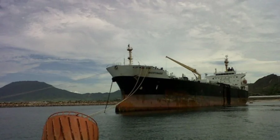 El barco Bicentenario, que es propiedad de Pemex Logística, ha sido utilizado para los envíos de combustible a Cuba