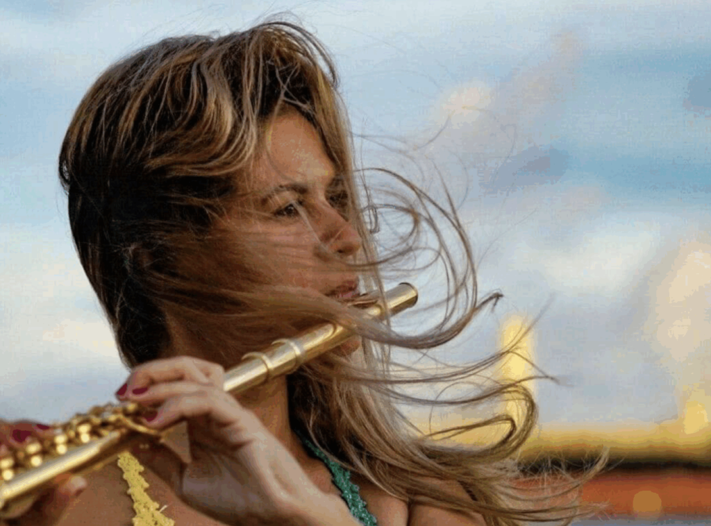 Mila Delgado in Saudade