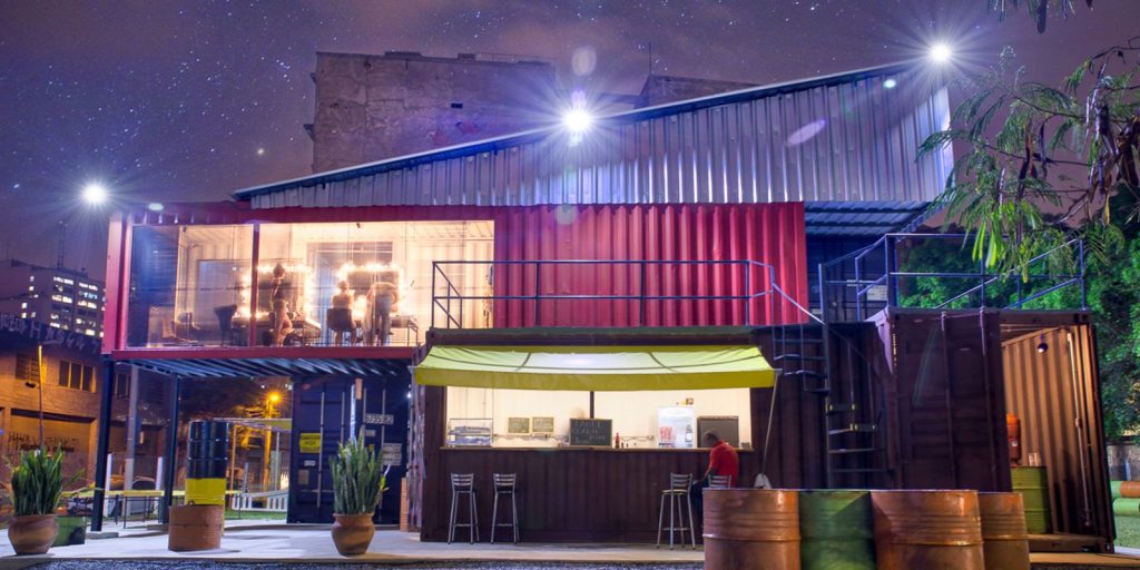 Minc repudiates police action at the container theater in SP