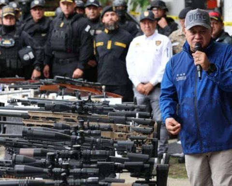 Minister Cabello confirms capture of two involved in case of explosives in Plaza Venezuela