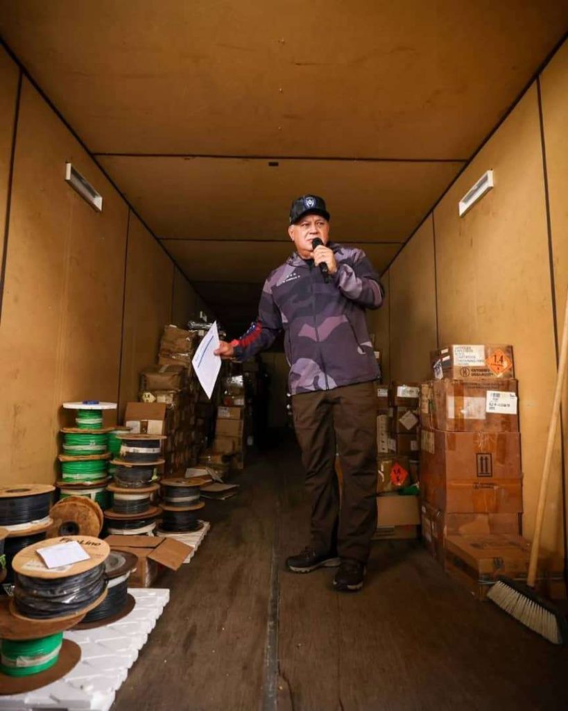 Minister Cabello revealed links of a judge with explosives seized in Monagas