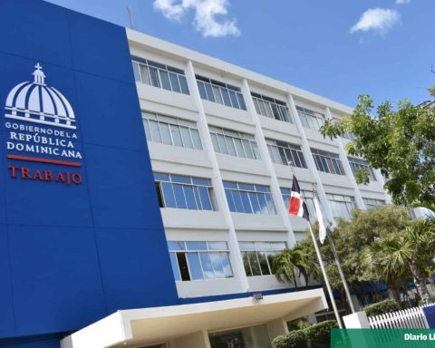 Ministry of Labor reiterates restoration day is non -working