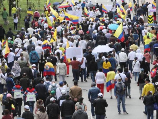 Mintrabajo rejects alleged pressures to workers to go on Thursday