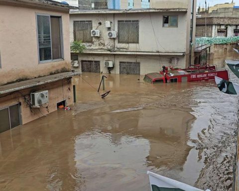 More than 300 dead for torrential rains and sudden floods in northern Pakistan