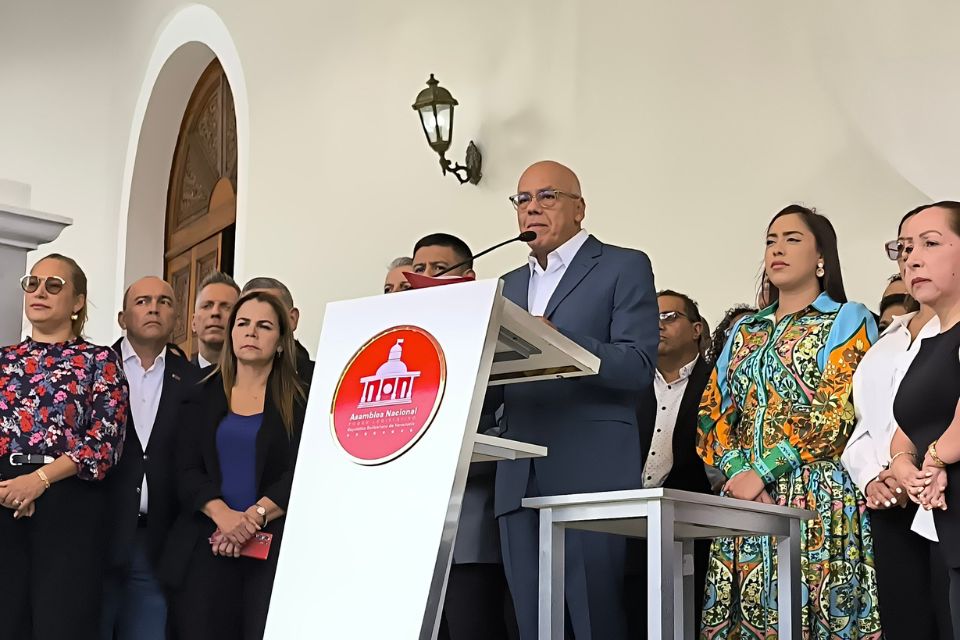 National Assembly denounces US attempts to "destabilize peace"