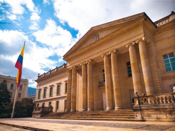 One year after Petro leaves the presidency, is there a clear favorite to happen?