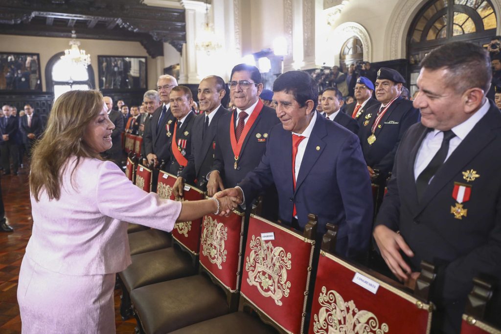 Peru promulgates amnesty for military and police who fought terrorism