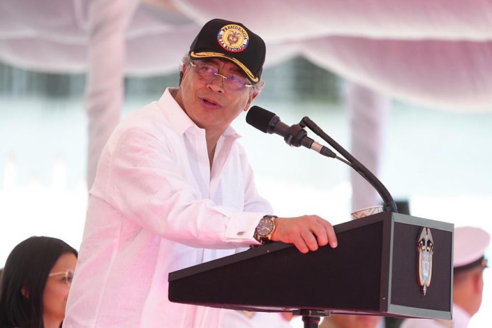 Petro arrives in Leticia and his ministers declare that "will reaffirm sovereignty over the Amazon"