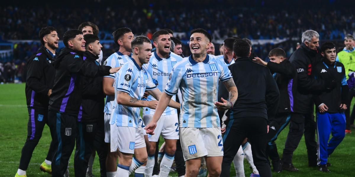 Racing vibrated on a cup as crazy as magic