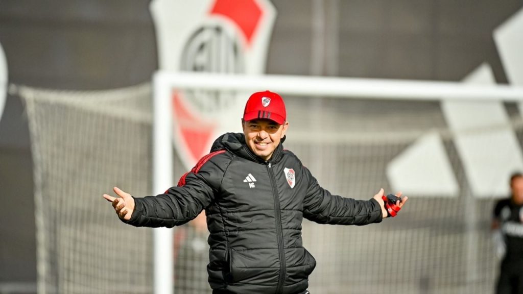 River, all or nothing against San Martín de Tucumán