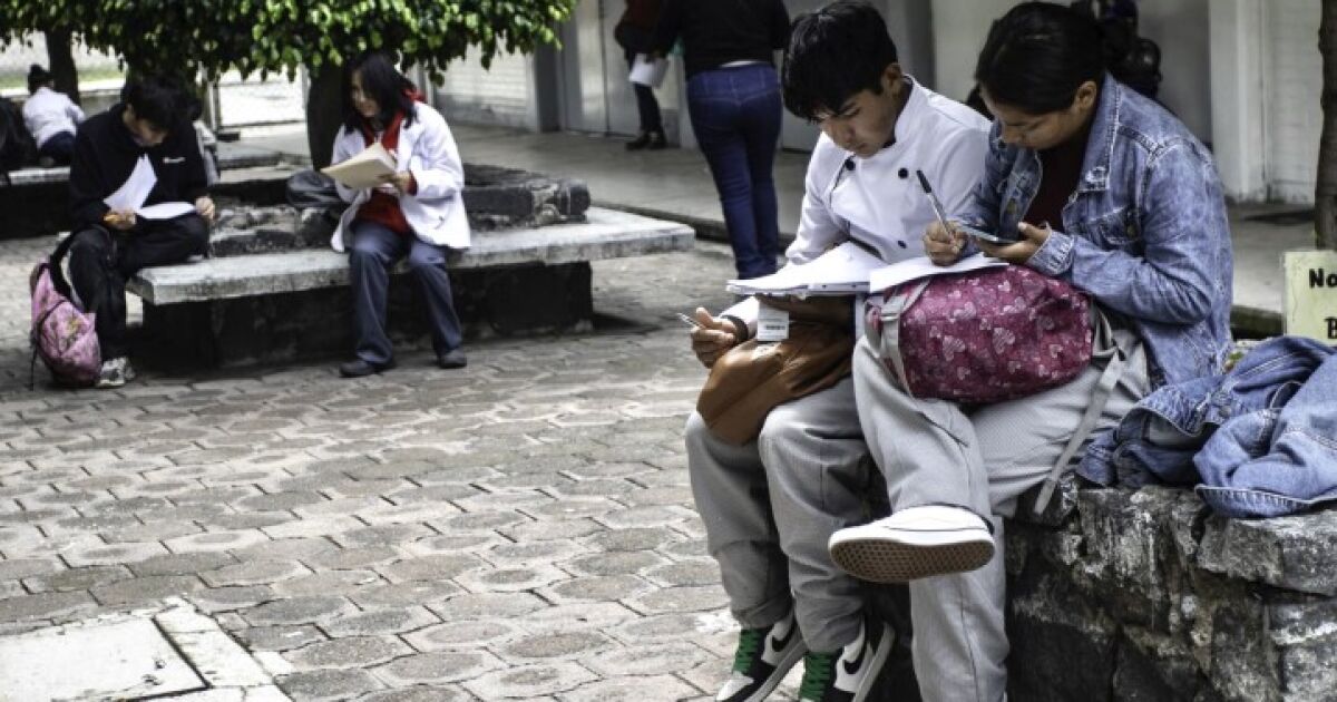 SEP promises investment of 2,500 million in higher secondary schools