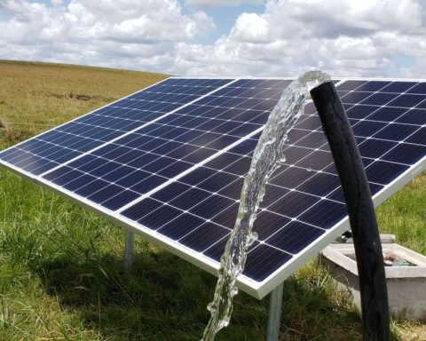 Solar panel robberies leave several pumping stations in Las Tunas