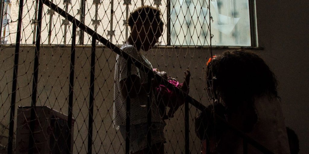 Study points to precarious conditions in host centers in Rio