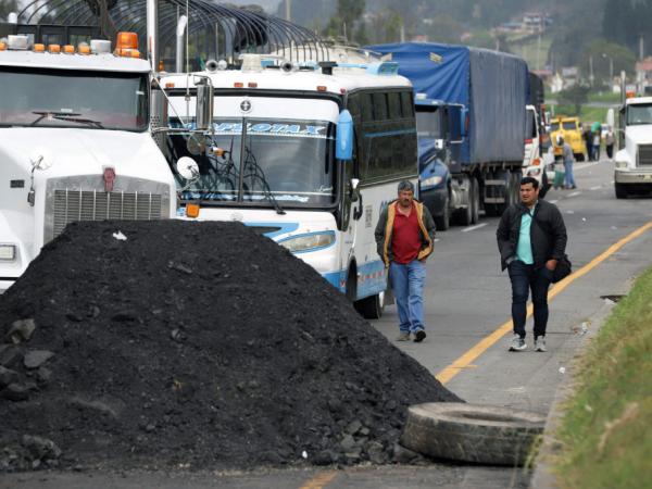 The ANM signs more than 10 mining formalization contracts in Boyacá