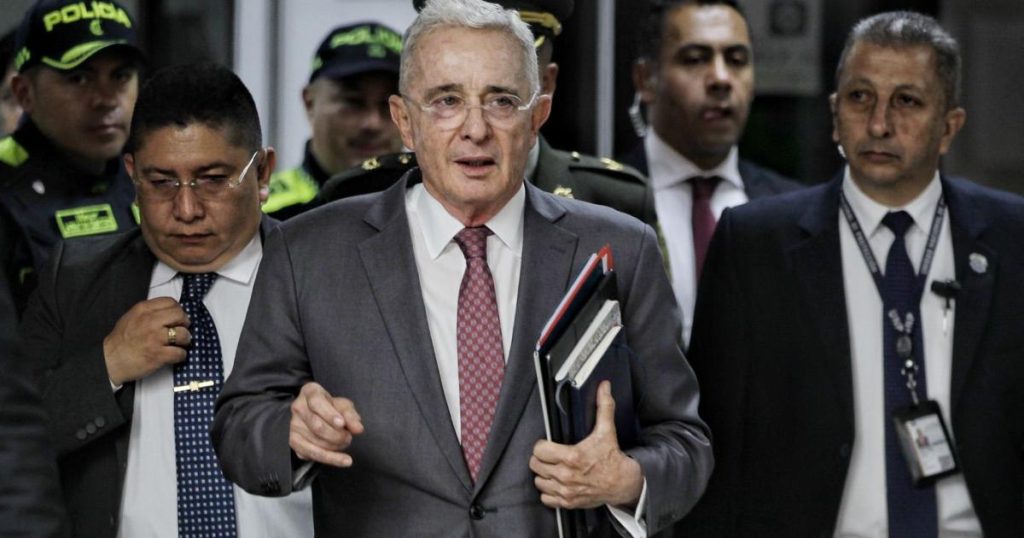 The Attorney General's Office asked the court of Bogotá to knock down the conviction against former president Álvaro Uribe