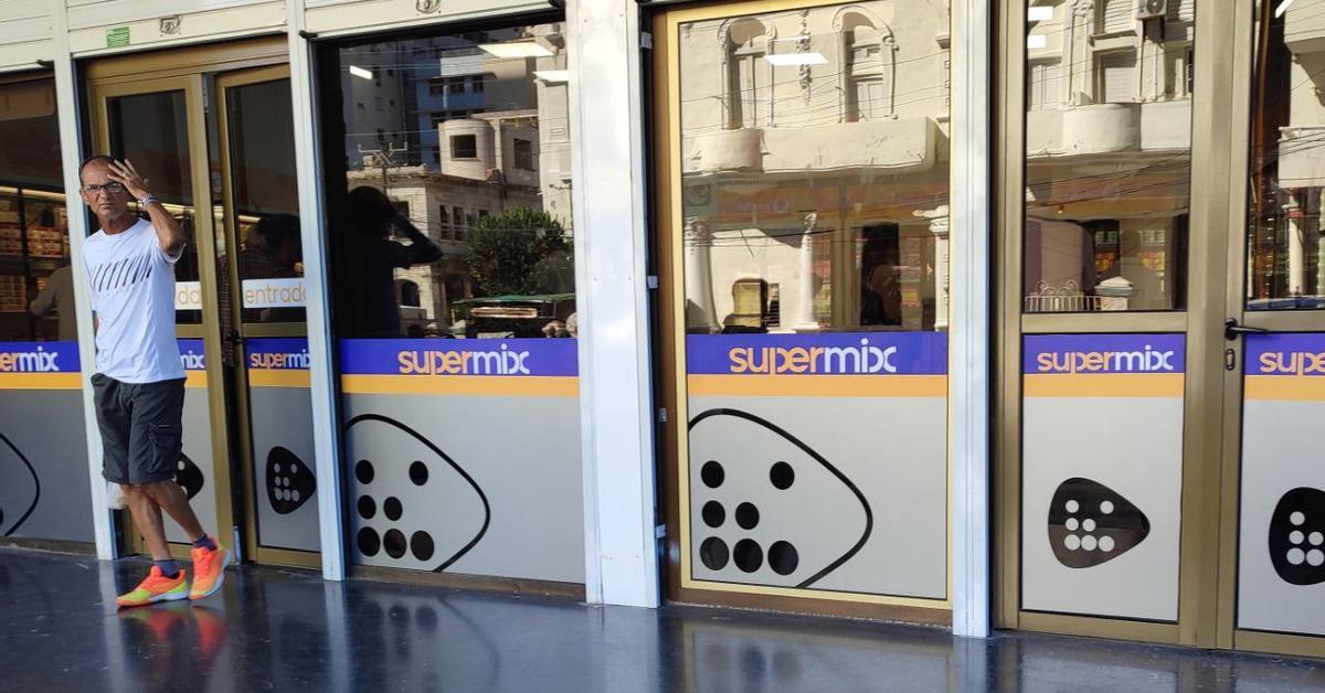 The Bass of the Focsa of Havana becomes dollar territory