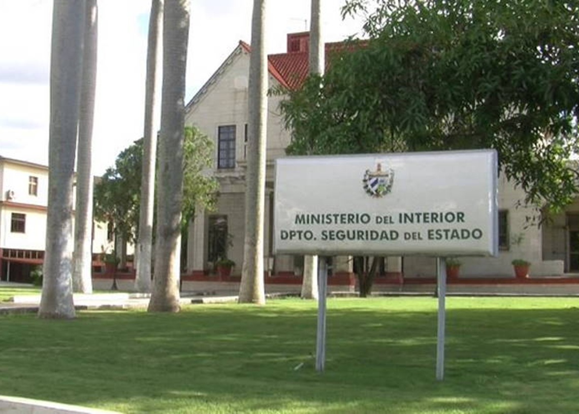 The Government gives 10 days to present two emigrants in Cuba that links sabotage acts