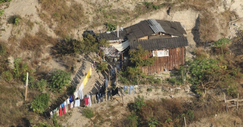 The low decrease in extreme poverty urges to focus social programs