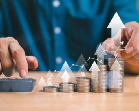 The purse: What makes the prices of things up or down?