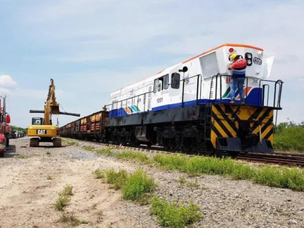 'The train returns to Colombia': Sign Minutes for the start of works of the first iron app