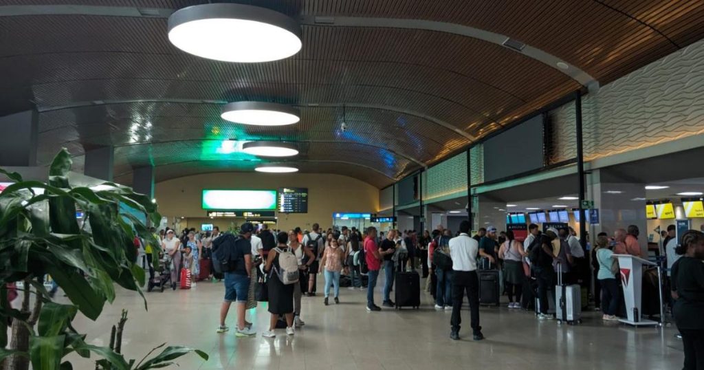 The water suspension in Cartagena impacts the operations of the Rafael Núñez airport
