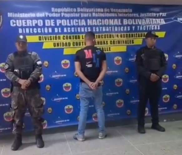 They arrest boxer for hitting minors