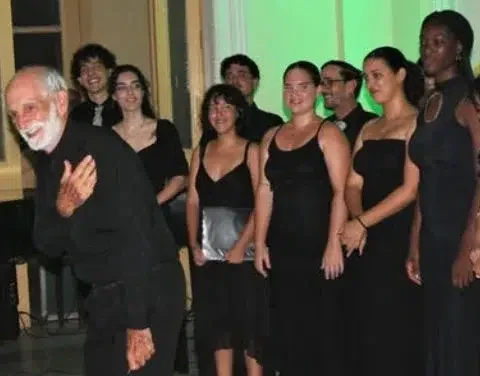 José Antonio Méndez Valencia en Santa Clara, tras recibir la Distinción Cultural “El Zarapico”, en julio de este año