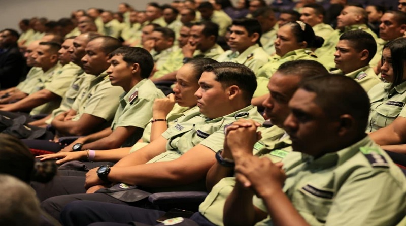 Certifican más de 300 nuevos investigadores penales en el país