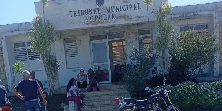 Tribunal Municipal Popular de Guanajay durante el juicio contra José Antonio Pompa López, Lázaro Mendoza García y Daniel Alfaro Frías, este martes