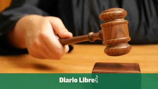 They impose an economic guarantee to the former official for Haitian traffic